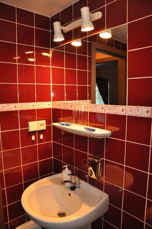 Žďár nad Sázavou Hotel A Hostinec Talsky Mlyn מראה חיצוני תמונה