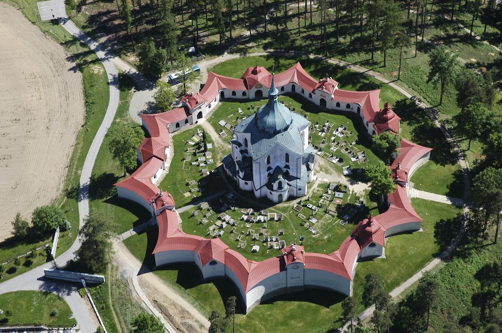 Žďár nad Sázavou Hotel A Hostinec Talsky Mlyn מראה חיצוני תמונה