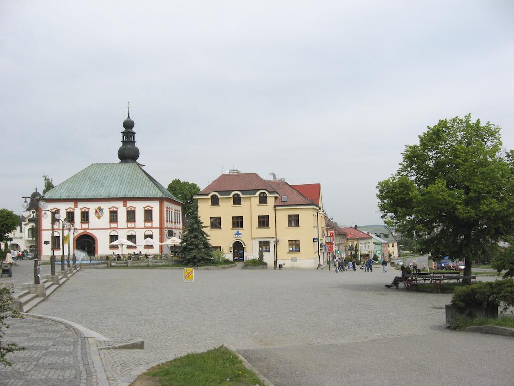 Žďár nad Sázavou Hotel A Hostinec Talsky Mlyn מראה חיצוני תמונה