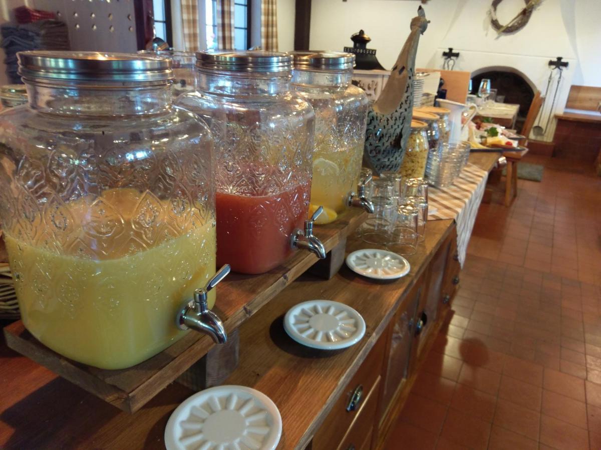 Žďár nad Sázavou Hotel A Hostinec Talsky Mlyn מראה חיצוני תמונה